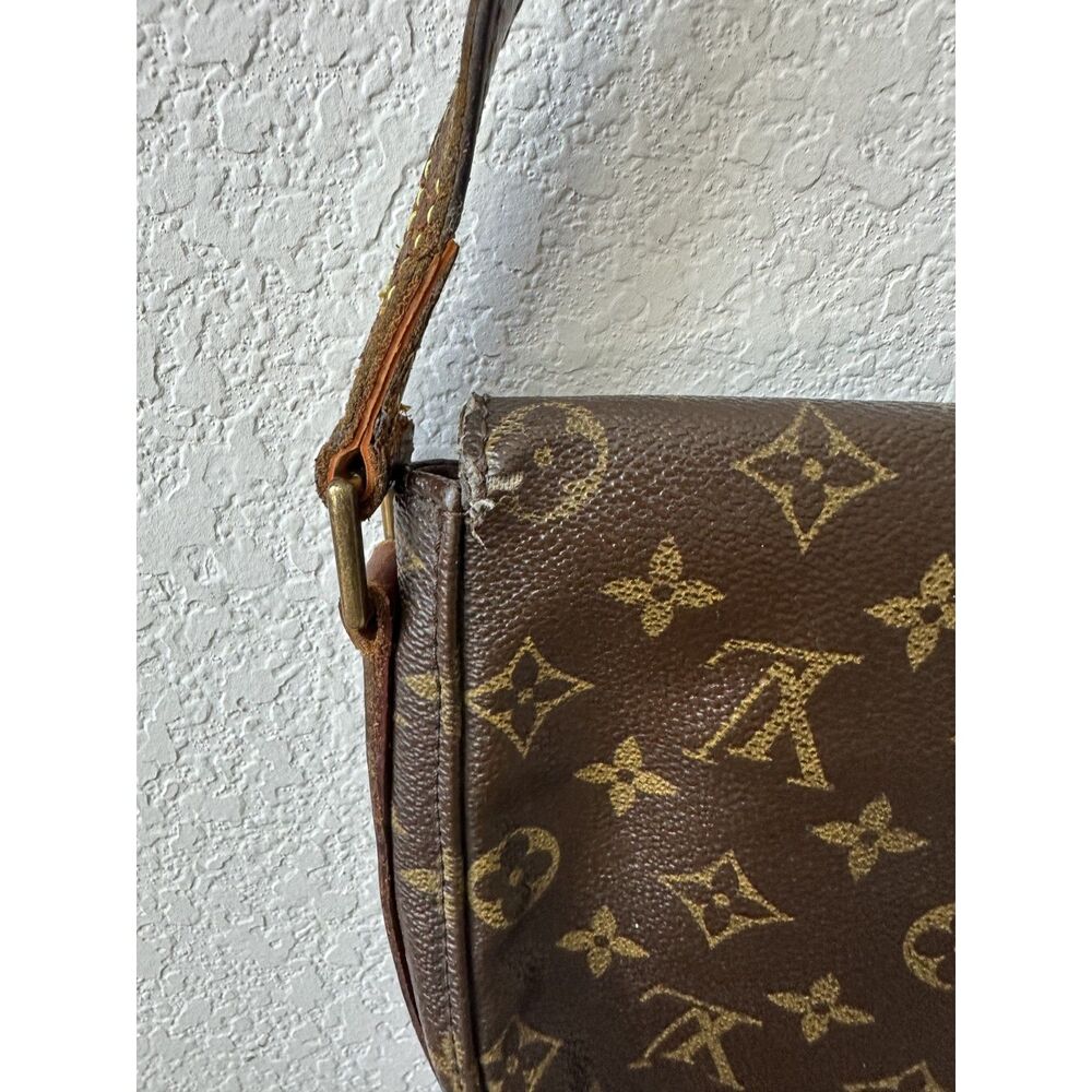 Louis Vuitton Monogram Canvas Chantilly Pm - Picture 9 of 10